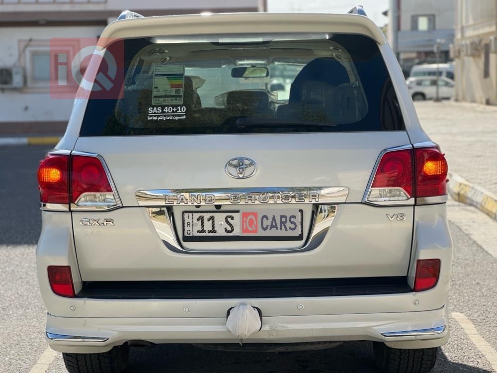 تويوتا لاندكروزر